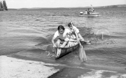 0354 Courses de canots 20 juin 1976  3 