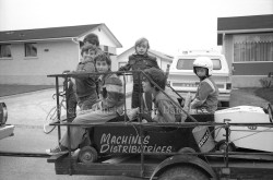 P114 S12 SS1 D20 Course de canots 1978  8 