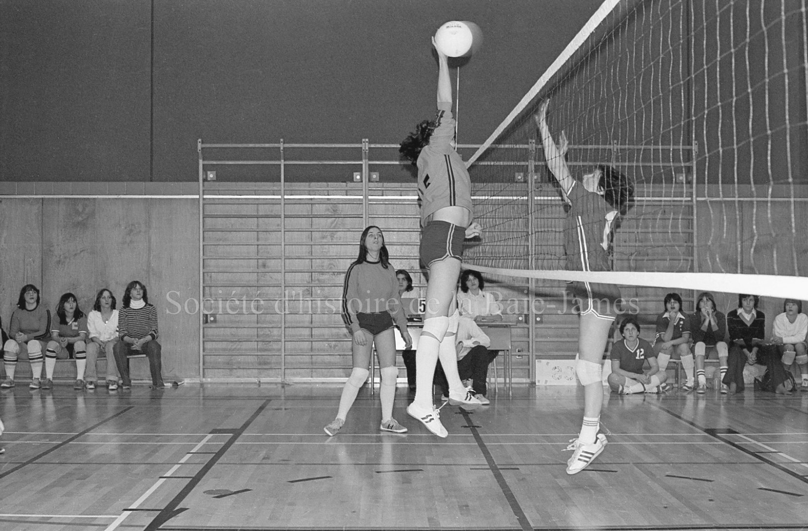 P114 S13 SS1 D9 P70  Chapais f  vrier 1979